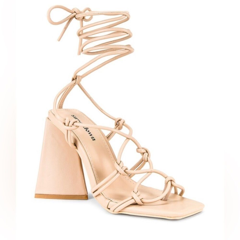 Superdown • Cara Heel in Tan